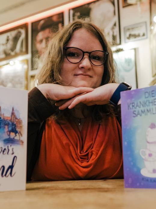 Portr&auml;t von Kia Kahawa.